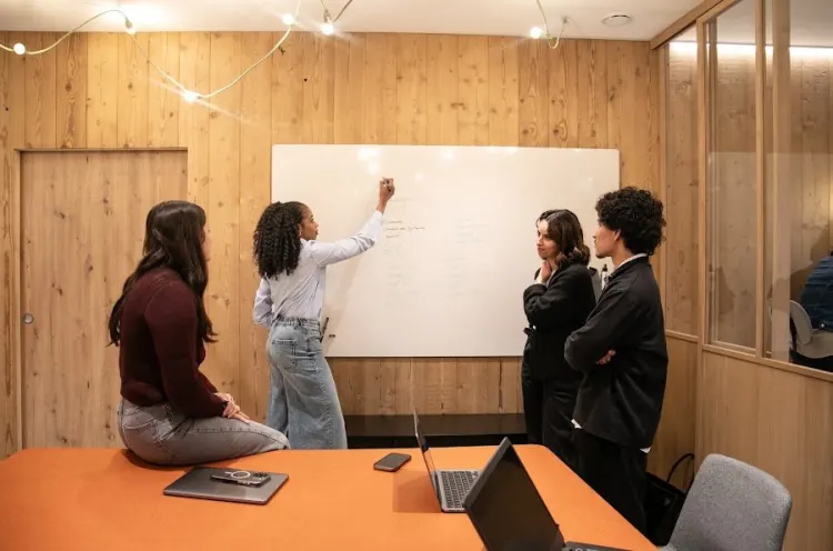 Jhood! Montbrison – Agence d’Intérim · CDD · CDI